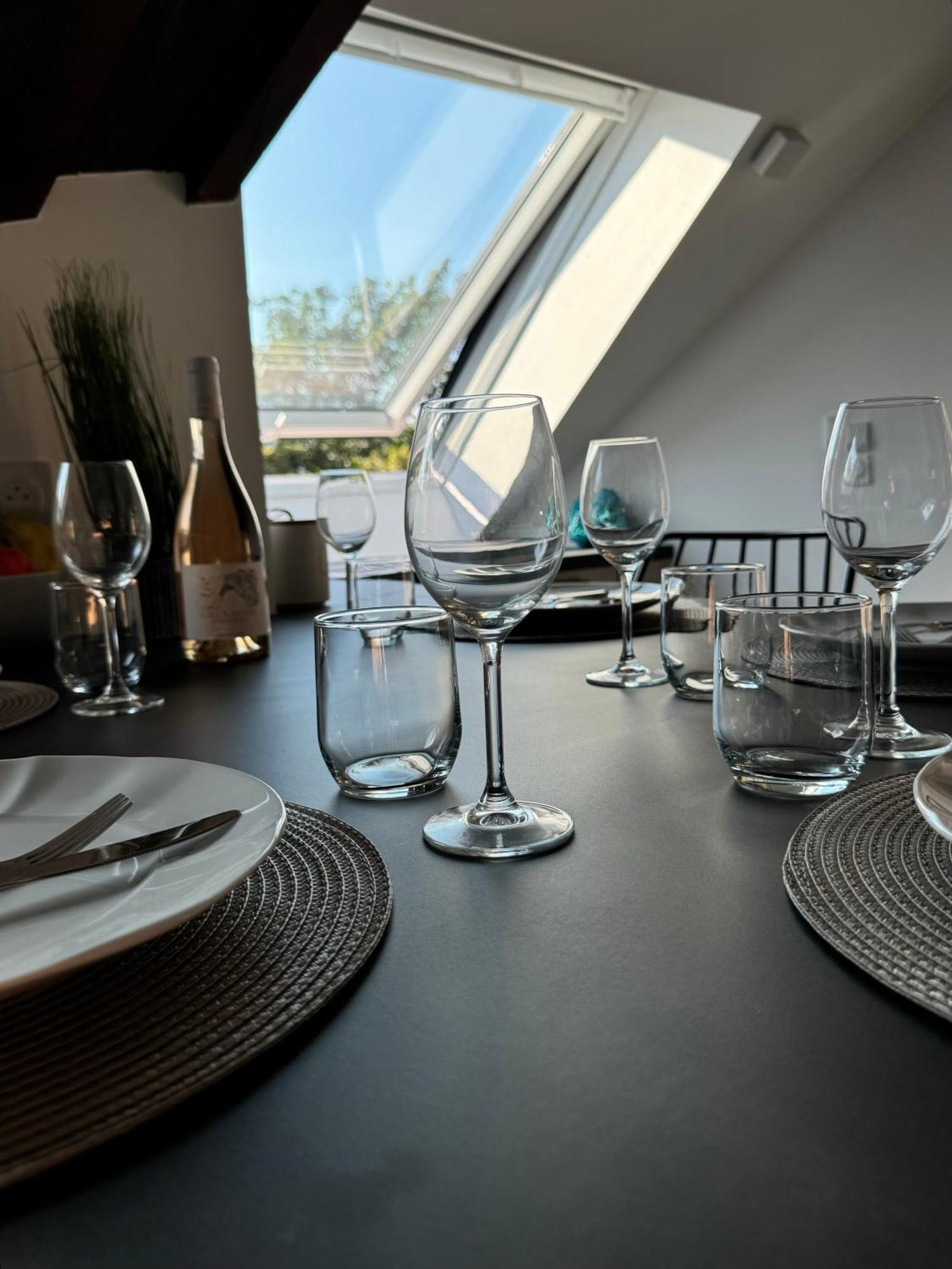 Magnifique Appartement Vue Lac - 5 Personnes Voglans Eksteriør bilde